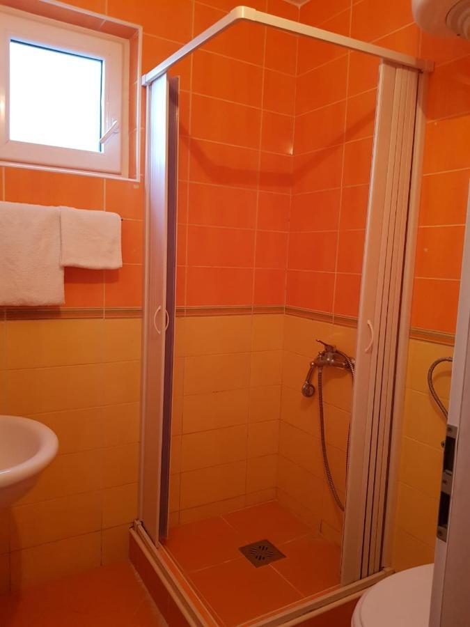 Apartments Galija Petrovac エクステリア 写真