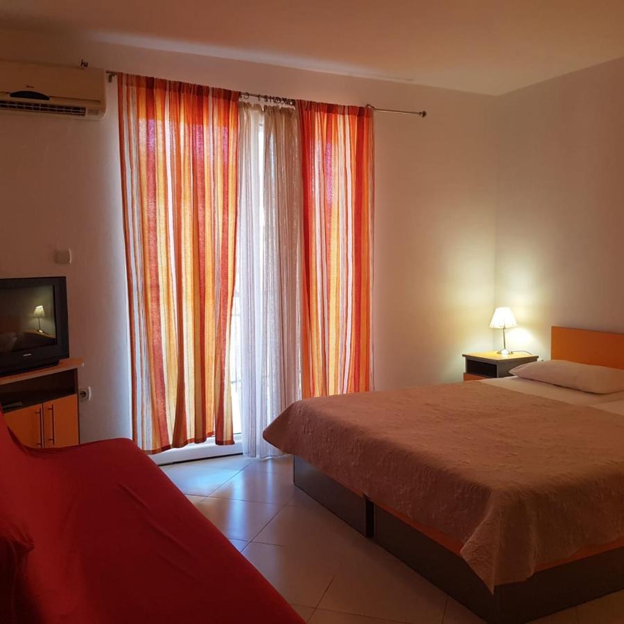Apartments Galija Petrovac エクステリア 写真