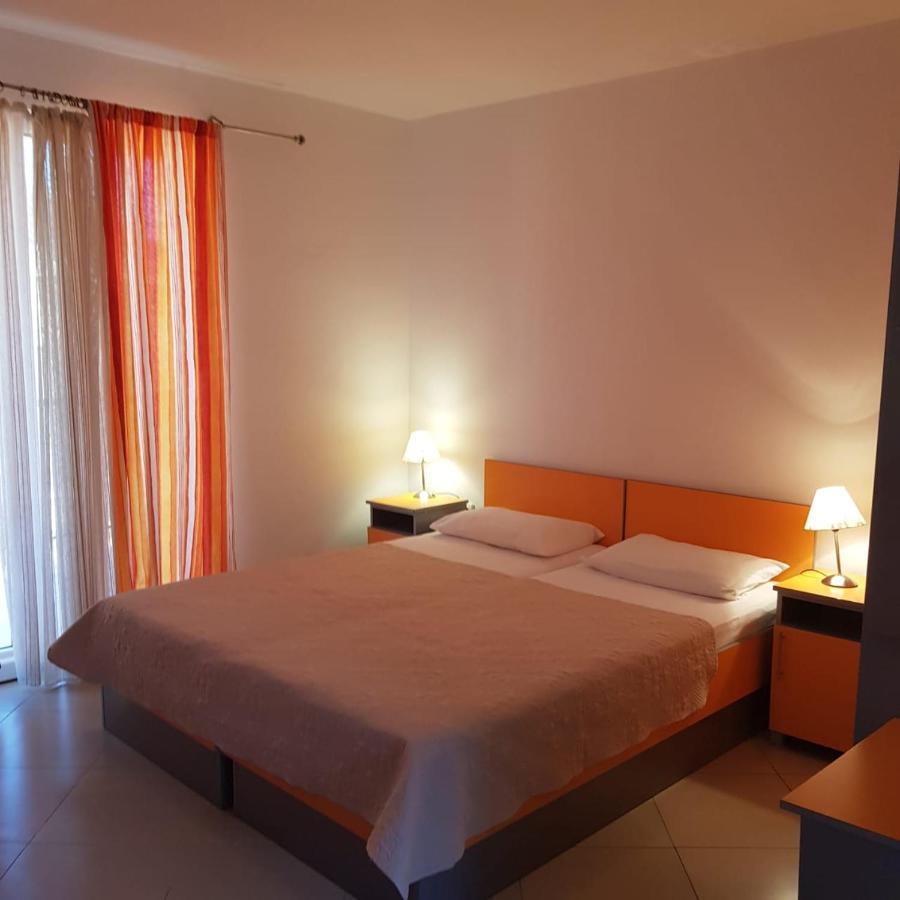 Apartments Galija Petrovac エクステリア 写真